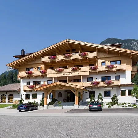 Franzlhof 3*
